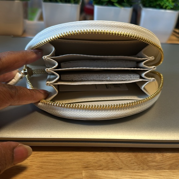 ELIZABETH & JAMES Cream Textile Halfmoon Wristlet Wallet - Picture 5 of 11